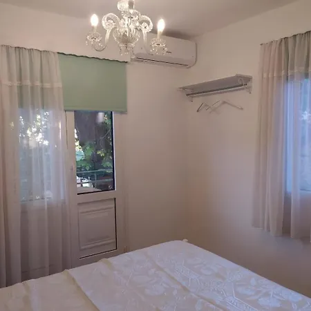 Apartment Small At The Plane Tree Of The Square Mesochorion (Evrytania)
